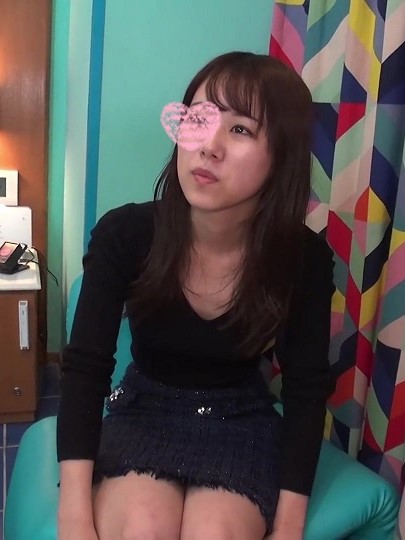 [FC2-PPV-2440091] 銀行窗口工作的社會人第二年苗條美人。前回心残りだったのか膣内射精懇願。