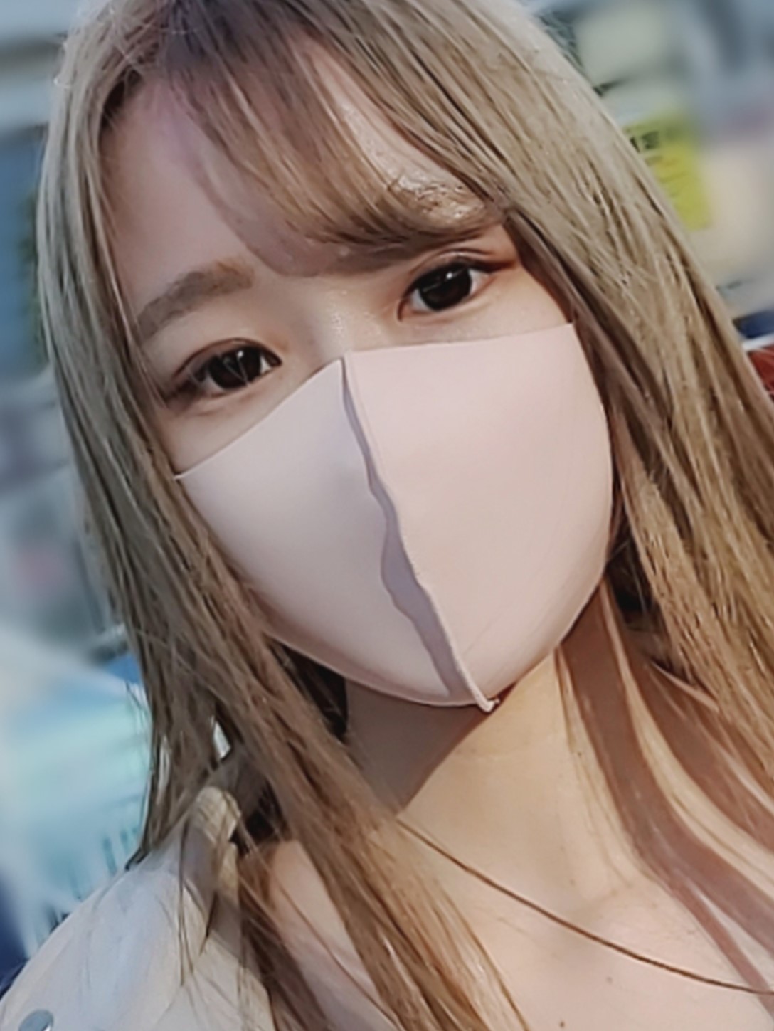 [FC2-PPV-1917445] 【無修正】女子酒吧打工的20歳女大學生中出！！