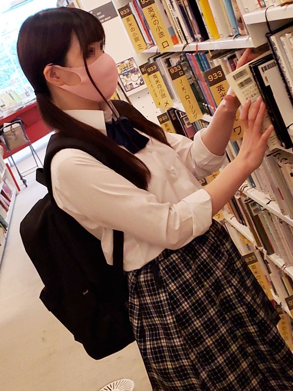 [FC2-PPV-1903354] 【私拍】縣立商業科③春價最後的圖書館約會。賓館排卵日大量中出