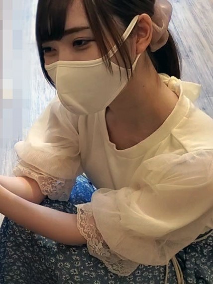 [FC2-PPV-1898701] 【無修正】就讀女子大學喜歡狗的1年生・初次與男友以外男人做愛連續中出