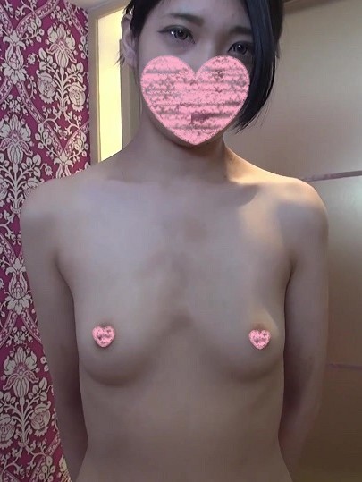 [FC2-PPV-2399054] 與在抽菸所撿到的辣妹來做愛！