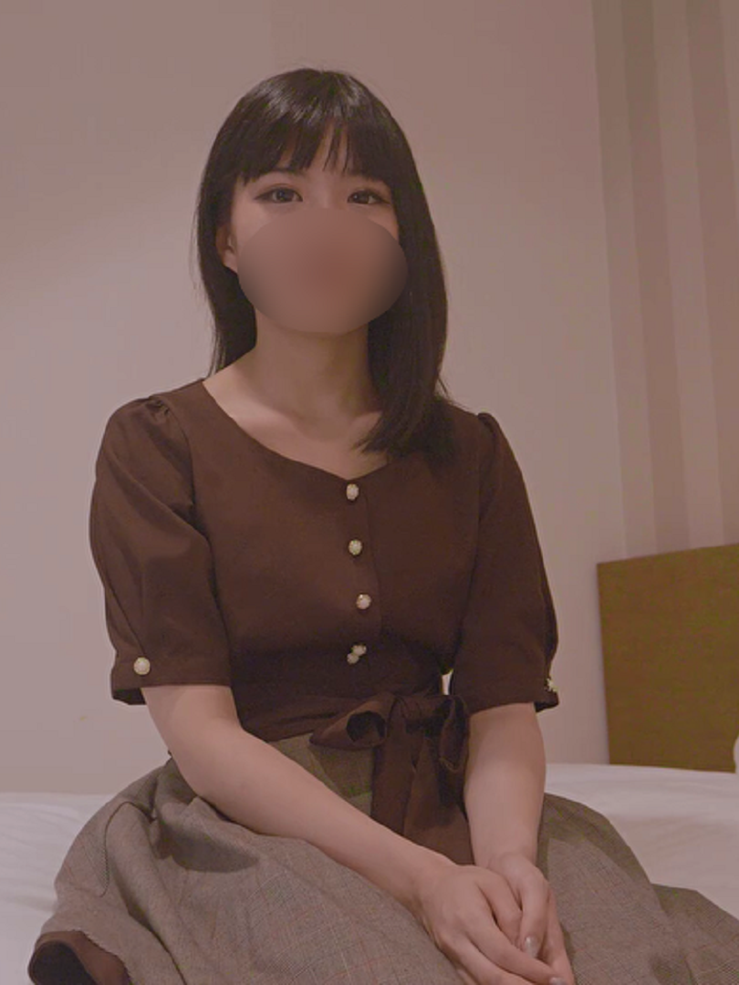 [FC2-PPV-1588940] 【個人攝影】梨香20歳女大學生按摩妹 穿上超性感內衣無套中出！