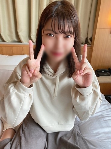 [FC2-PPV-1595157] 【完全素人】僅交往過一人的健全美少女被極粗按摩棒插入無套中出