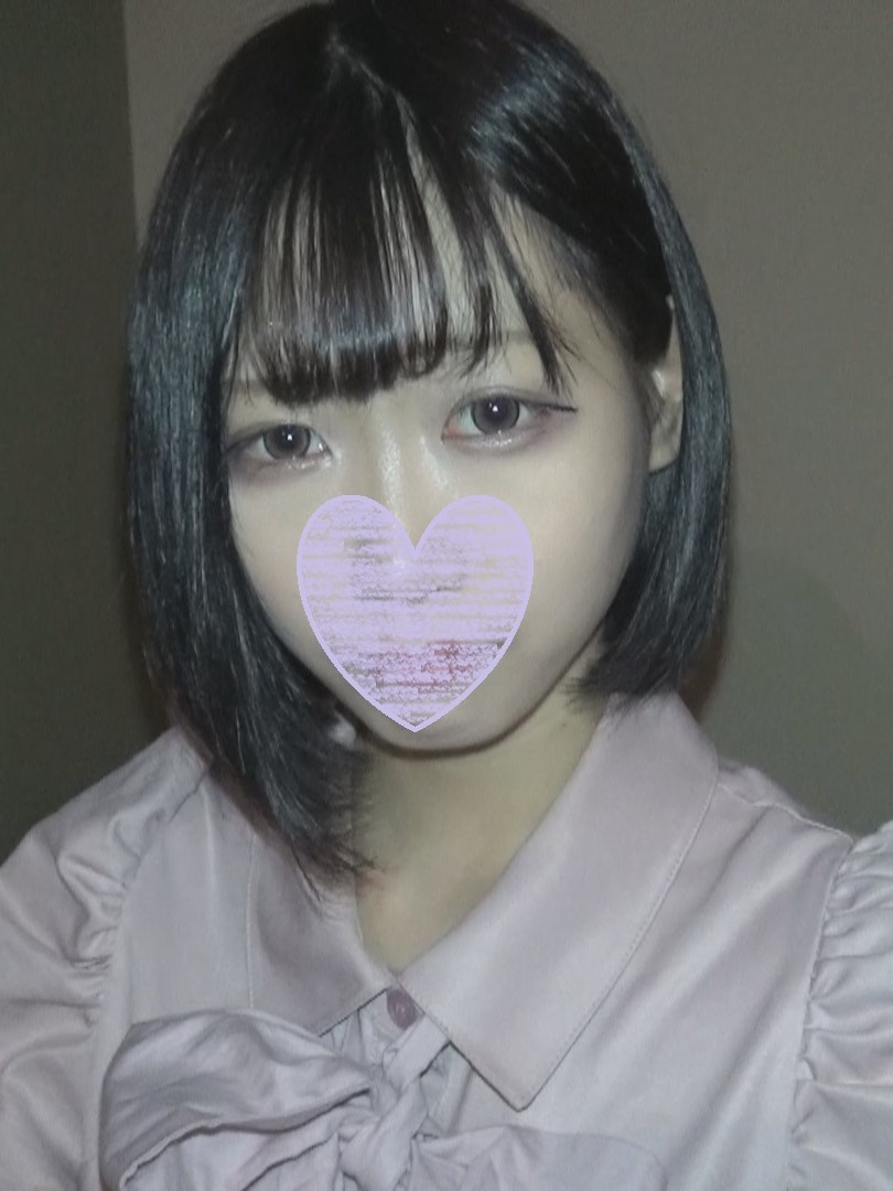 [FC2-PPV-1588966] 【個人攝影】空20歳　羅莉系苗條地雷妝美少女大量中出