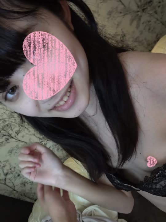 [FC2-PPV-1591233] 初拍 極上偶像級清純派大小姐！白皙苗條貧乳 ～工整臉蛋射滿精子～