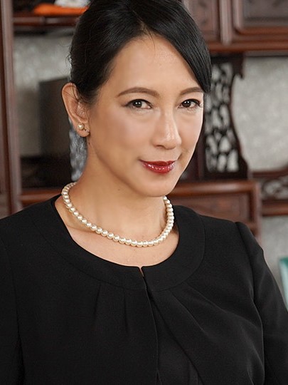 [caribbeancom120120-001] 老公遺像前道歉絶頂的未亡人 緒方千乃