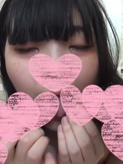 [FC2-PPV-1570934] 白皙F罩杯樂團辣妹與2位男性傳授激烈抽插呼吸