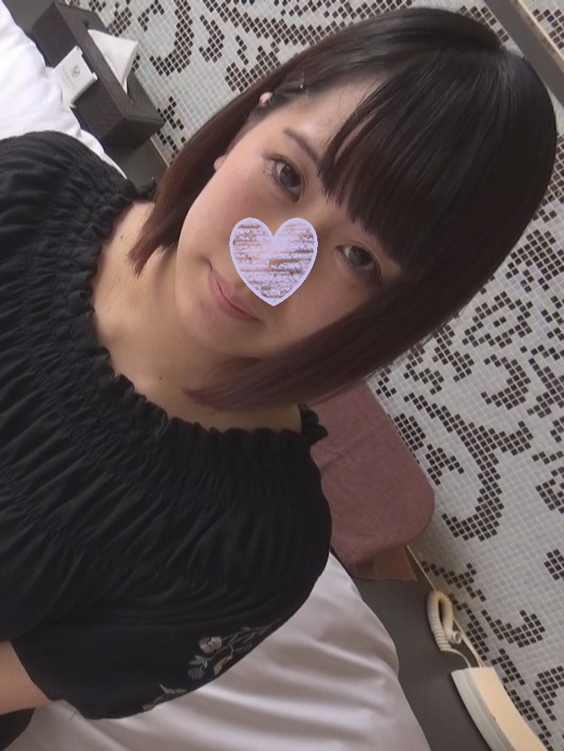 [FC2-PPV-1528143] 【個人攝影】真帆22歳 G罩杯巨乳肉感豐滿白虎妹子大量中出