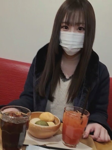 [FC2-PPV-2708760] 追夢巨乳咖啡店員。拍片被發現接受商量後帶到賓館