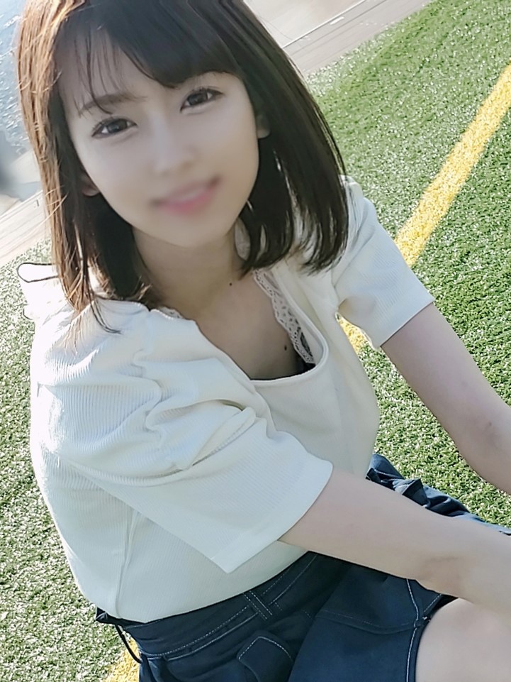 [FC2-PPV-2183179] 露臉！！【無修正】與街頭偶然遇見的美少女再會！！對通透肌膚美體中出！！（後編）