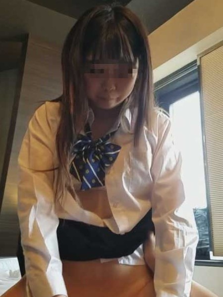 [FC2-PPV-2117805] 「生理上不想來」背負親人債務2度叫出來。剛毛小穴擅自中出