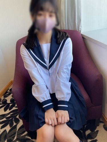 [FC2-PPV-1979403] 【私拍無・地下管道NO.6・優等生大小姐・流出】羅莉臉蛋高貴美少女的地下另一面…