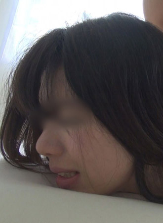 [FC2-PPV-899827] 小鋼珠正妹再輸就要被中出！