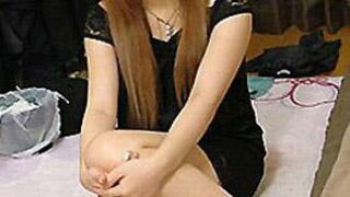 [_10musume_092211_01] 在一團亂的男性房間中性愛交涉！