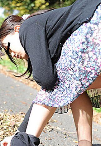 [_10musume_012712_01] 素人少女首次露出　～不顧眾人眼光一樣高潮～