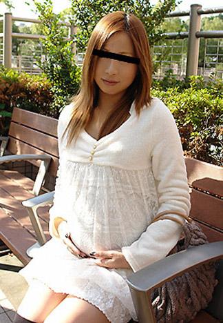 [_10musume_011112_01] 該不會，在那次亂交中懷孕了？