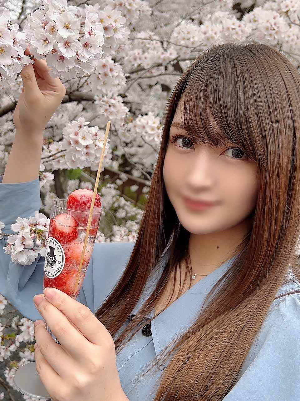 [FC2-PPV-2783434] 【初攝影・無修正】模特兒般長身身材與親切笑臉如同誘惑我般・・・帶入密室讓人看美麗身軀的混血系美女2回中出！！（3