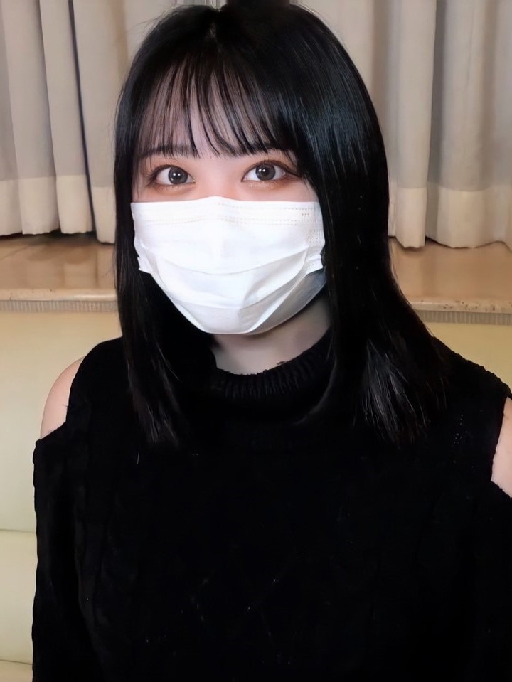 [FC2-PPV-2776190] 長身美乳G罩杯白皙清楚系美女 脫衣展現剛毛＆巨大陰蒂 口內射精與人生初次中出…！