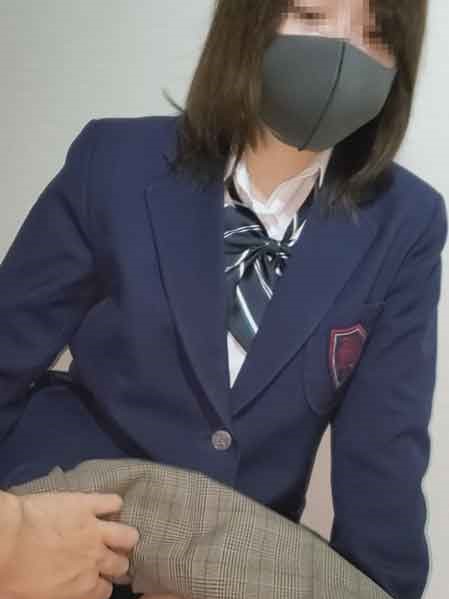 [FC2-PPV-2774805] 私立普通科③混血美少女畢業典禮當晚初次無套做愛