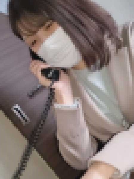 [FC2-PPV-2764873] 客服勤務的高身高巨乳人妻應援。說了不能中出還是緊過頭暴發中出…